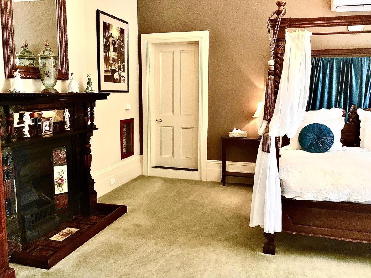 Kurrajong House Bed & Breakfast Launceston Bagian luar foto