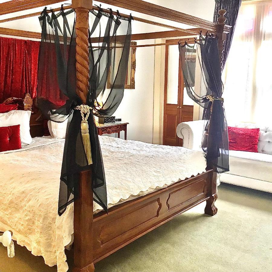 Kurrajong House Bed & Breakfast Launceston Bagian luar foto