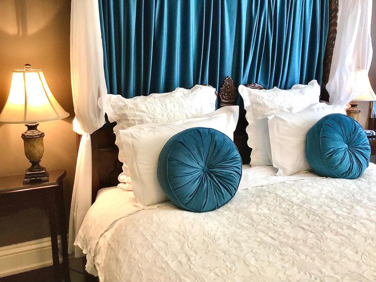 Kurrajong House Bed & Breakfast Launceston Bagian luar foto